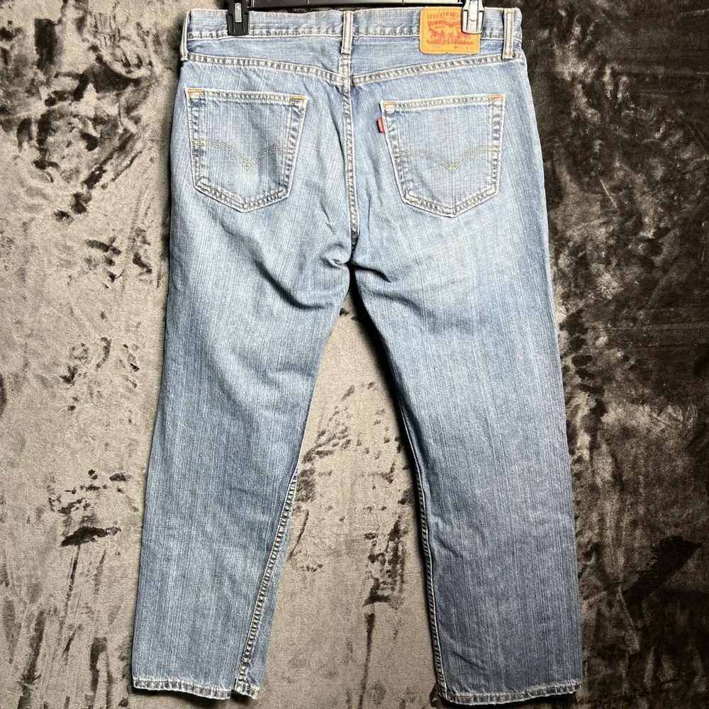 Levis levi 559